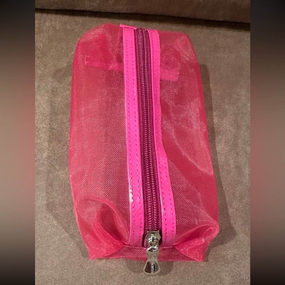 Pink Mesh Zipper Pouch